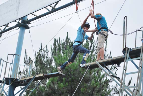 熔煉團(tuán)隊 苦練內(nèi)功——東信醫(yī)藥舉辦第二期“團(tuán)結(jié)協(xié)作，挑戰(zhàn)新高”拓...