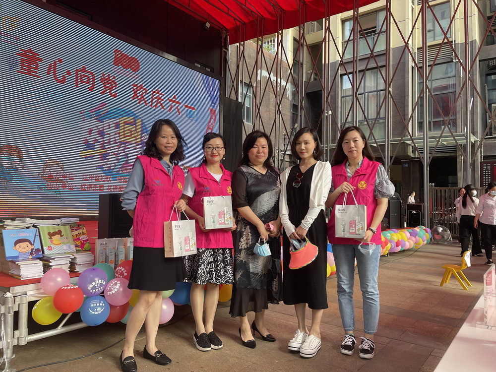 關(guān)愛(ài)兒童，呵護(hù)成長(zhǎng) ——東信醫(yī)藥聯(lián)合武漢市江岸區(qū)婦聯(lián)開(kāi)展“六一”...