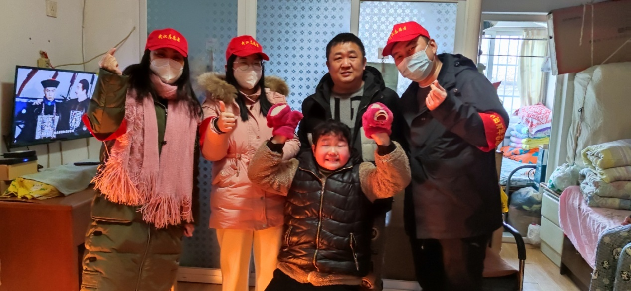 點亮愛心，幫扶成長 | 東信醫(yī)藥團支部為扶貧結對兒童送溫暖